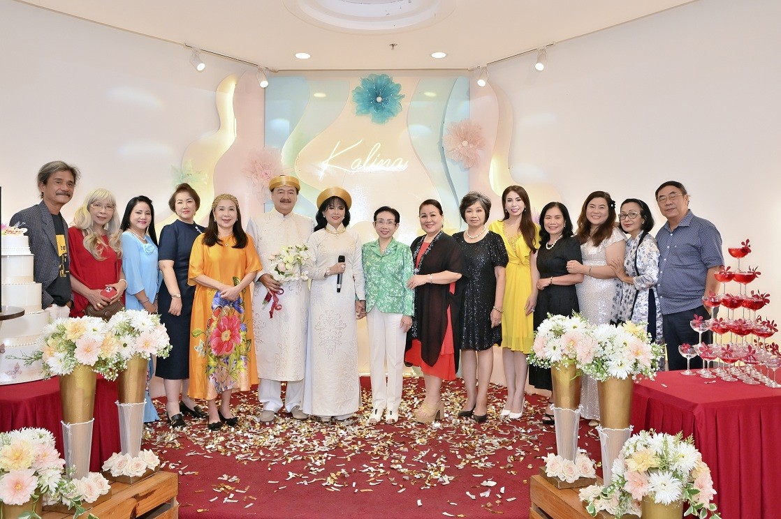 Diễn viên – Hoa hậu Vân Thanh: Khi hạnh phúc mỉm cười sau 30 năm cô đơn