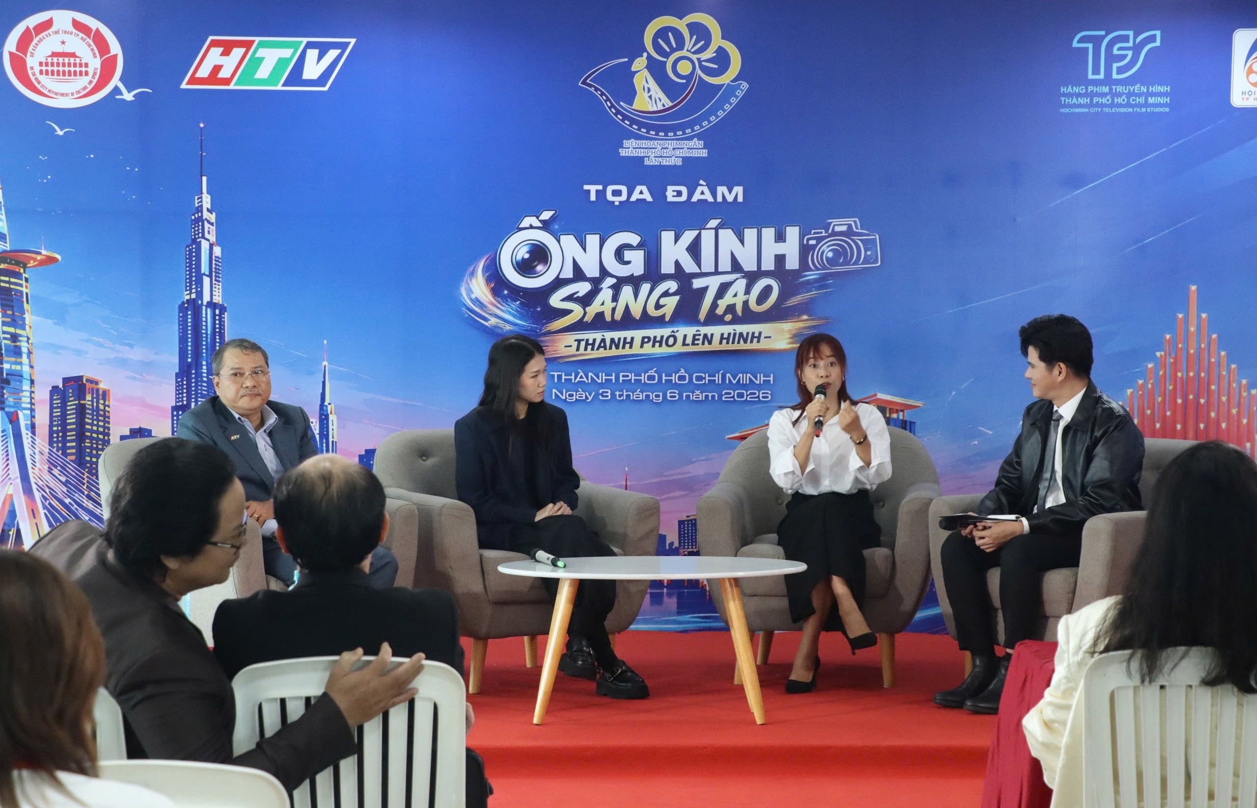 'Ống kính sáng tạo': Khả năng kể chuyện qua tình huống cùng ngôn ngữ hình ảnh mới có thể giữ cảm xúc của khán giả ở lại lâu hơn với bộ phim
