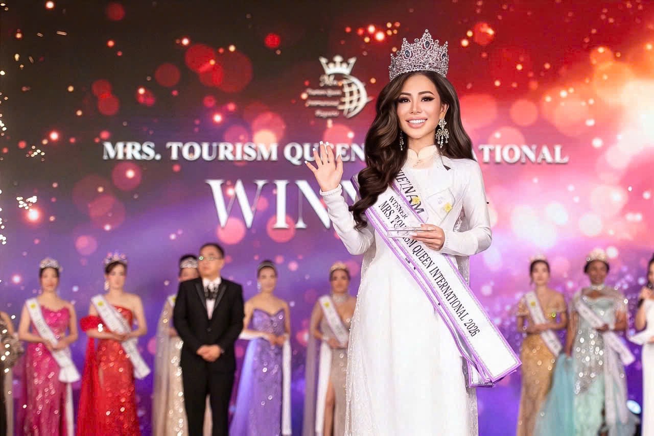 Vân Phạm đăng quang 'Mrs. Tourism Queen International 2026', mang về cú đúp danh hiệu cho Việt Nam