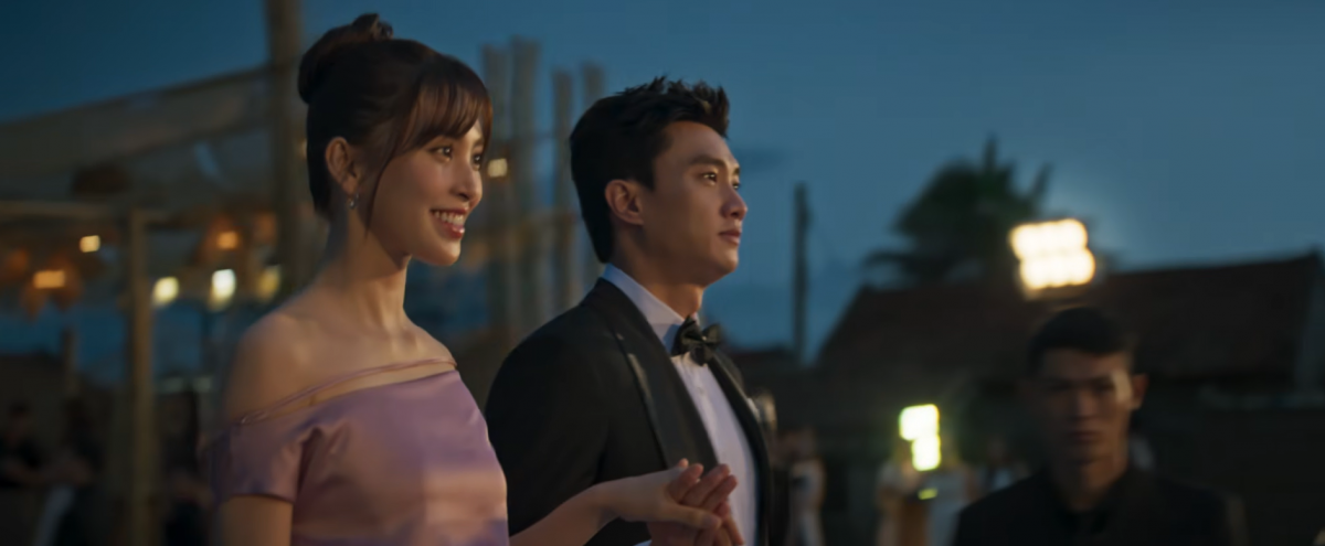 Đằng sau ánh hào quang showbiz: Những bí mật được hé lộ trong ‘Ốc mượn hồn’