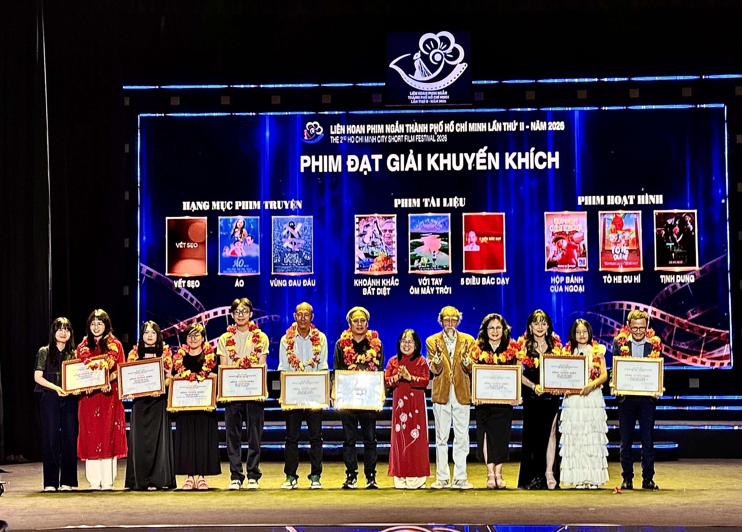 9 giải thưởng cao nhất thuộc về sinh viên Khoa Âm nhạc Sân khấu Điện ảnh trường Đại học Văn Lang tại Liên hoan phim ngắn TP. HCM lần II
