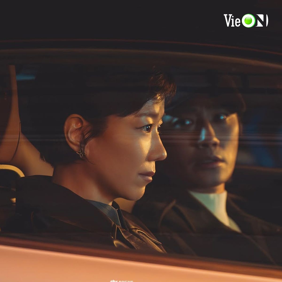 Vượt định kiến idol đóng phim, Lee Jun Young giúp 'Chủ tịch tập sự' thành công với rating cao ngất