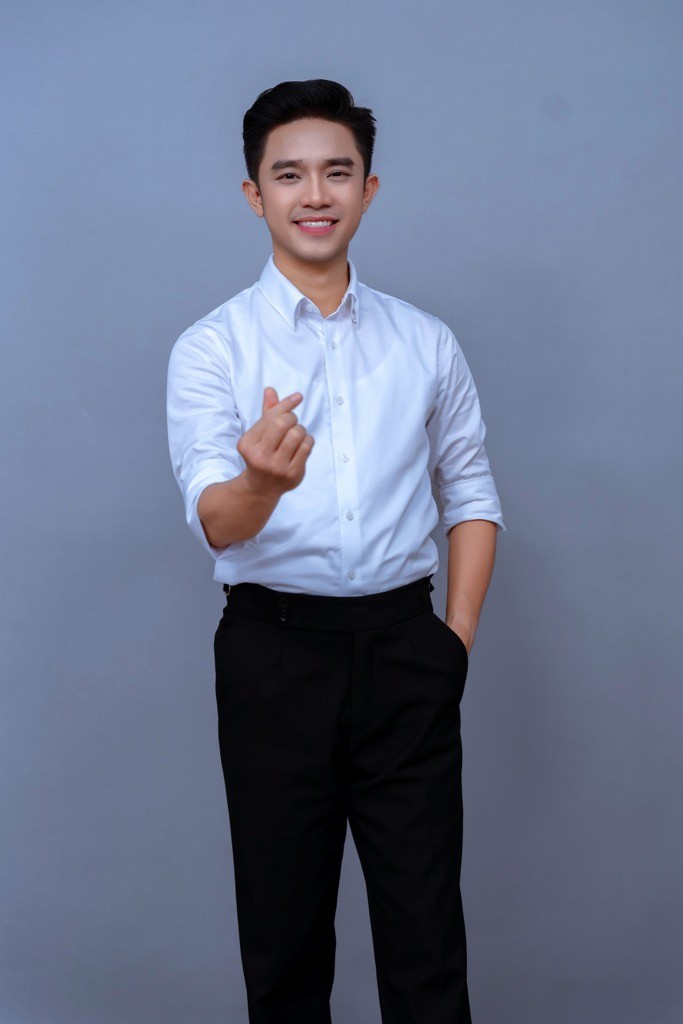 Đông Triều thừa nhận áp lực cạnh tranh trong nghề từng khiến bản thân chông chênh