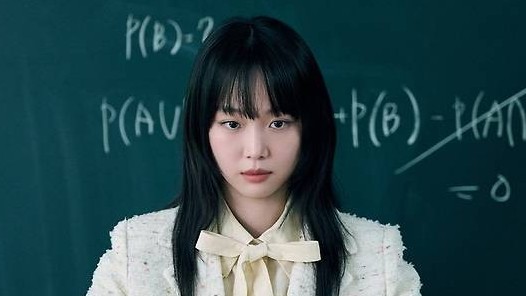 Nữ chính 'Teach You a Lesson' gây tranh cãi vì diễn xuất