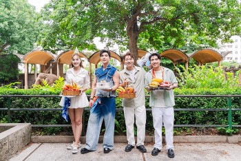 Steven Nguyễn, Ninh Dương Story, Hoa hậu Lê Hoàng Phương gây bất ngờ khi lần đầu làm hướng dẫn viên du lịch cho 'Wow Ho Chi Minh City'