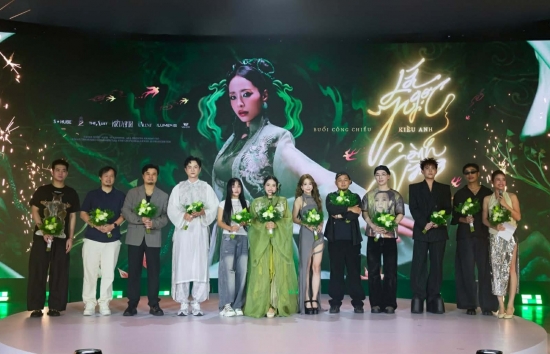 Ca nương Kiều Anh 'gây choáng' với MV 'Lá ngọc cành vàng' - Tác phẩm tôn vinh di sản văn hóa phi vật thể, vừa duy mỹ, vừa hiện đại