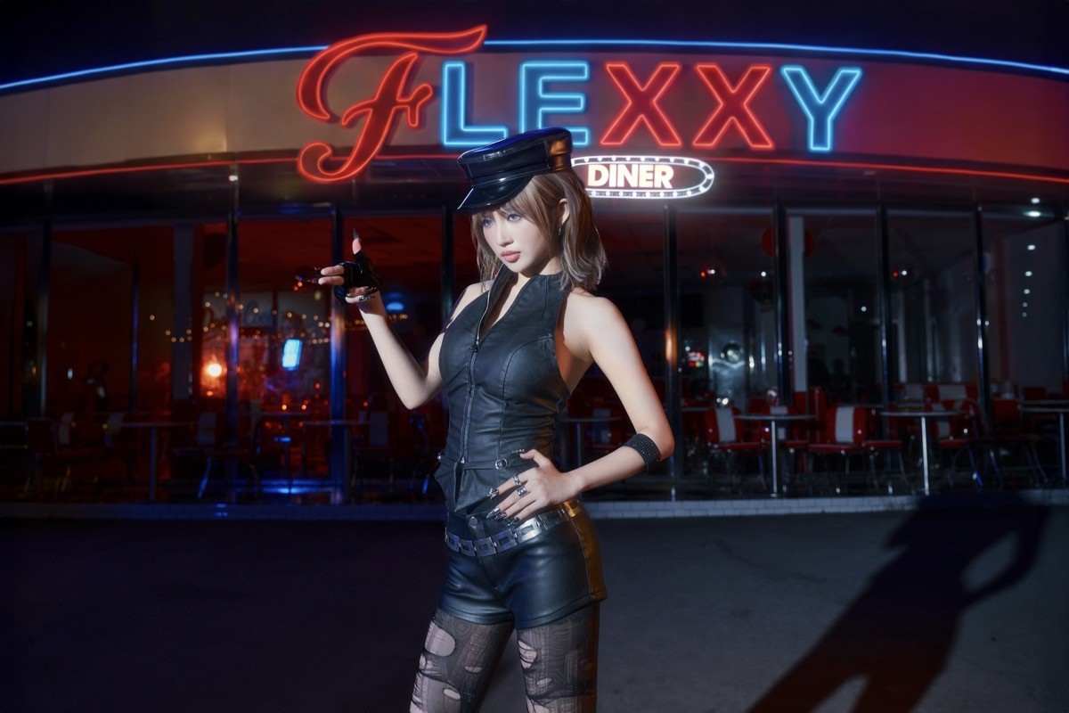 LEXXY khoe vẻ đẹp quyến rũ, tự tin trong EP đầu tay 'Flexxy'