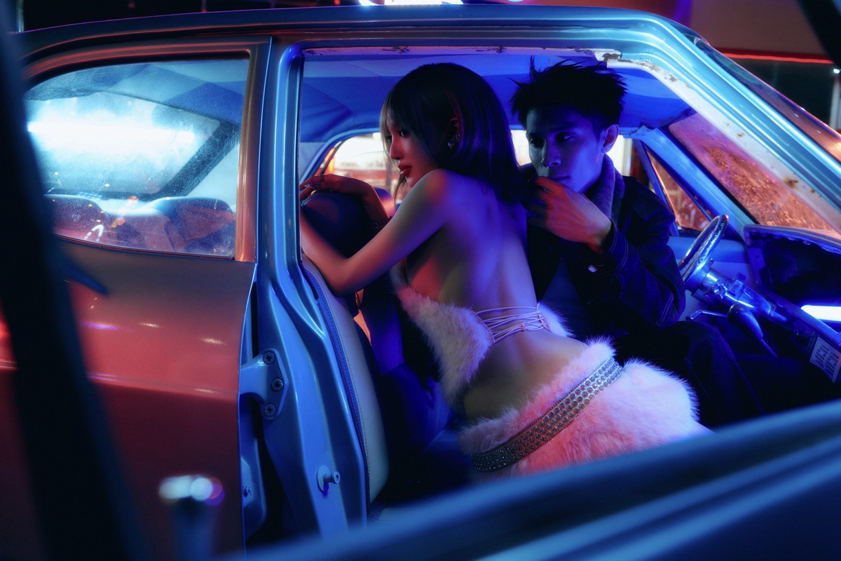 LEXXY khoe vẻ đẹp quyến rũ, tự tin trong EP đầu tay 'Flexxy'