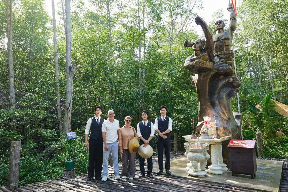 Dàn sao 'Mưa đỏ' tái hợp trong phim 'Đặc công rừng Sác', hé lộ bom tấn lịch sử mới của điện ảnh Việt