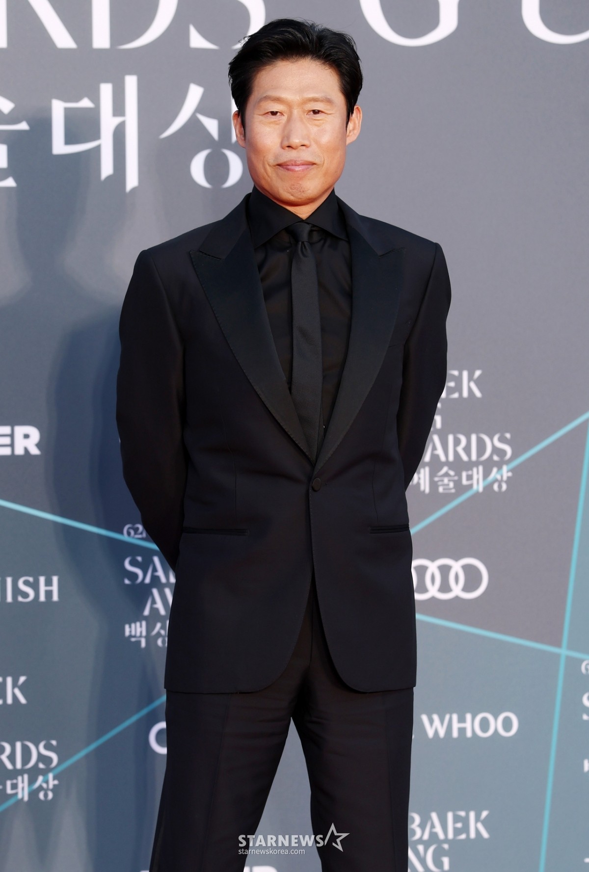 Yu Hae-jin: Người đàn ông của những vai phụ bước ra ánh đèn rực rỡ