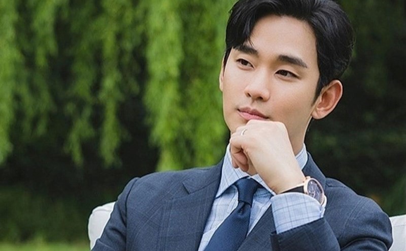 Kim Soo Hyun tạm thoát án kiện giữa thềm tái xuất showbiz
