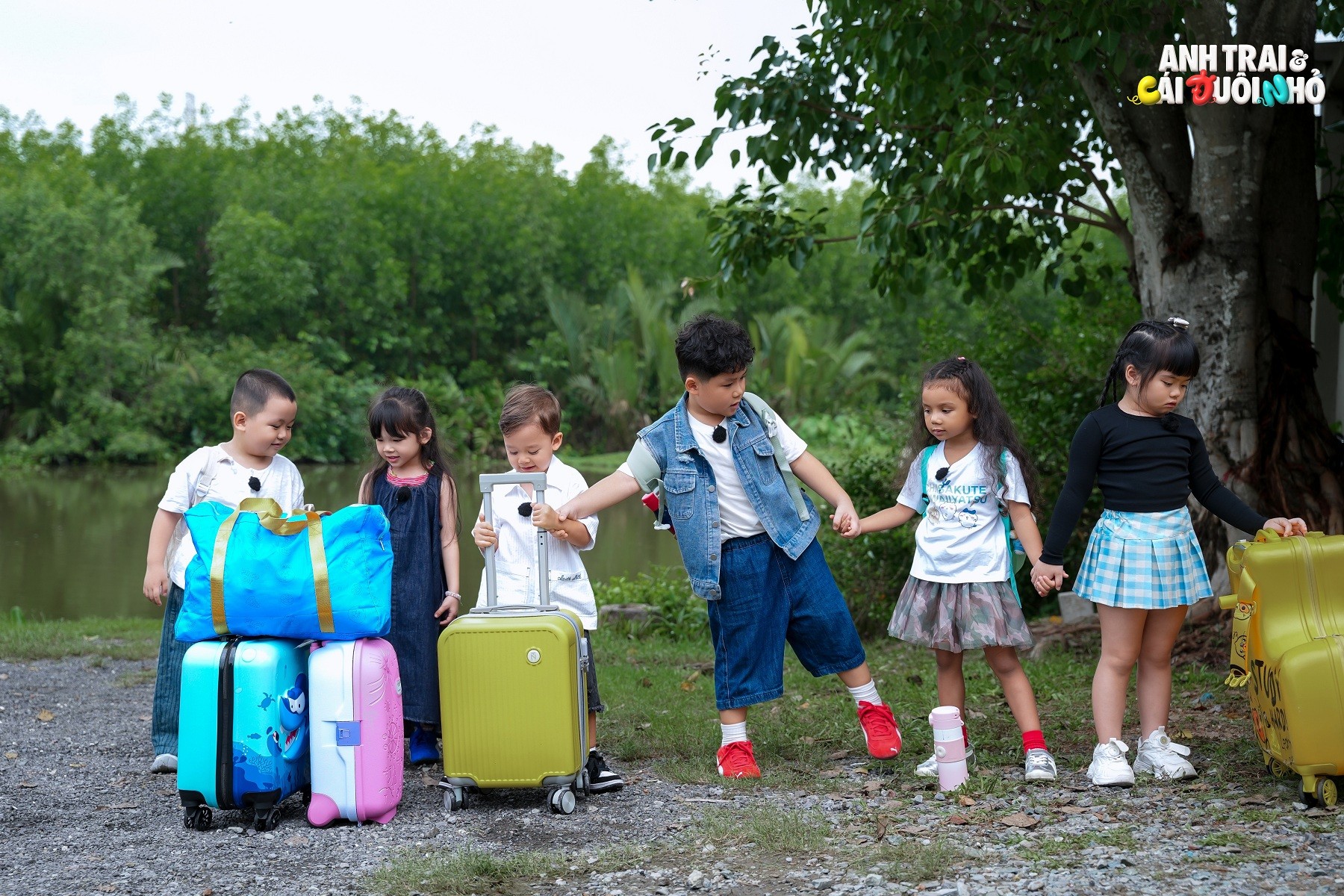 'Anh trai và cái đuôi nhỏ' chính thức bước vào giai đoạn nhà chung 24/24 giờ cùng nhau