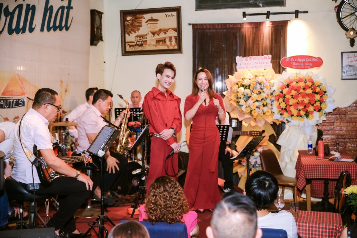 Ca sĩ Nguyễn Quốc Linh trở lại với âm nhạc bằng minishow riêng để tri ân khán giả