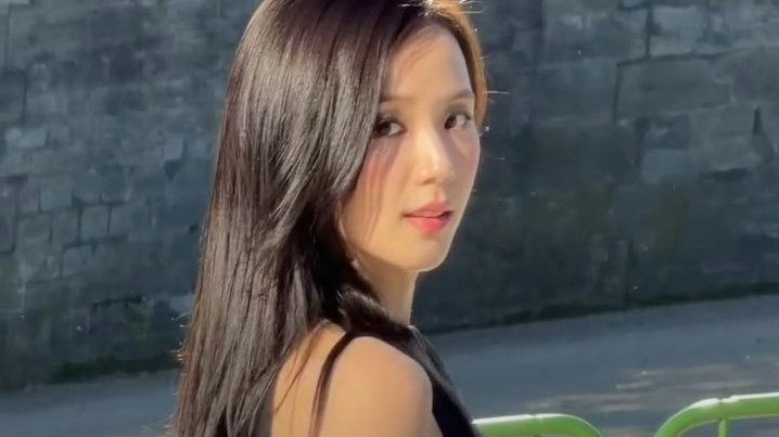 Jisoo (BlackPink) là nghệ sĩ đẹp nhất K-Pop