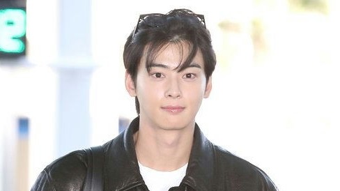 Hậu scandal trốn thuế, Cha Eun Woo bất ngờ trở thành tín đồ sùng đạo