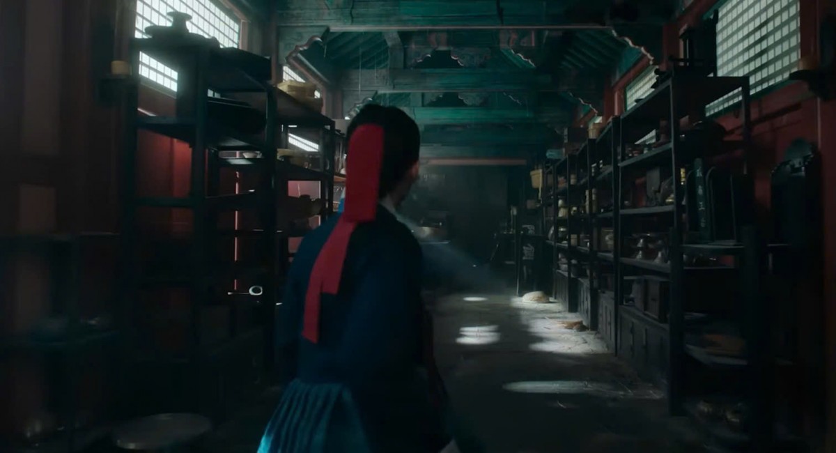 'The East Palace' tung trailer đầu tiên: Netflix Hàn đặt cược vào bom tấn cổ trang kỳ ảo mới