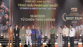 Lễ Bế mạc & trao giải Liên hoan phim Châu Á Đà Nẵng lần thứ Tư (DANAFF IV): 'Tử chiến trên không' được vinh danh, điện ảnh Ấn Độ tạo nên kỳ tích