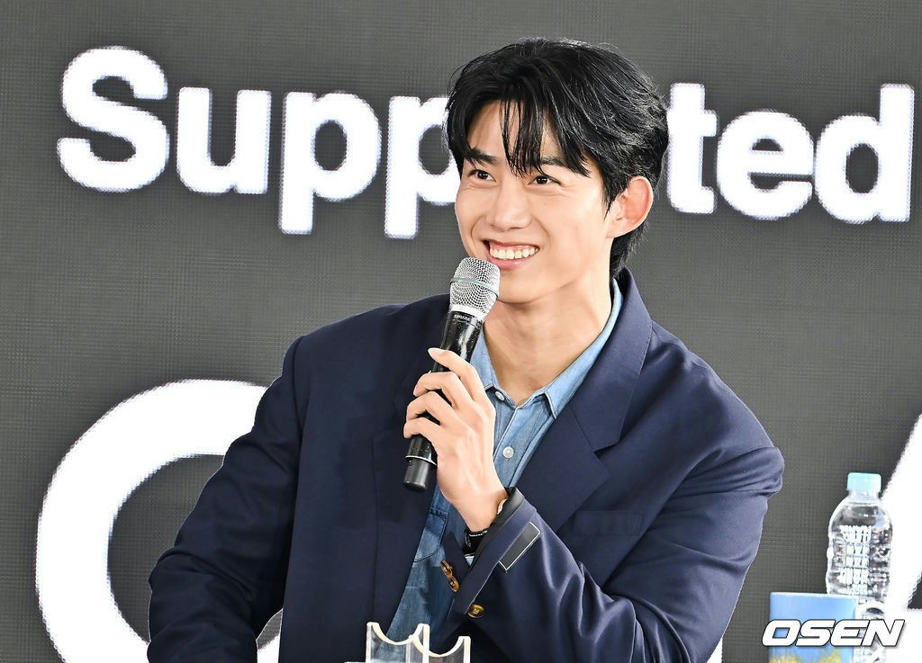 Taecyeon (2PM) trở lại đầy ấn tượng trong 'Đặc vụ Kim tái khởi động'
