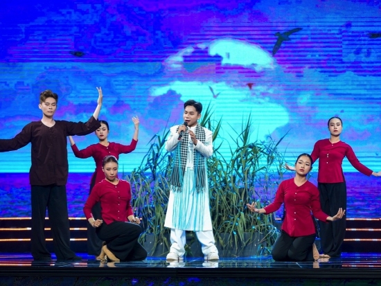 Ca sĩ Huy Quang - Giảng viên thanh nhạc trải nghiệm áp lực khi đi thi