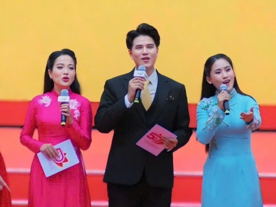 Lý do MC Vũ Mạnh Cường liên tục được chọn dẫn các đại lễ trọng đại của đất nước?
