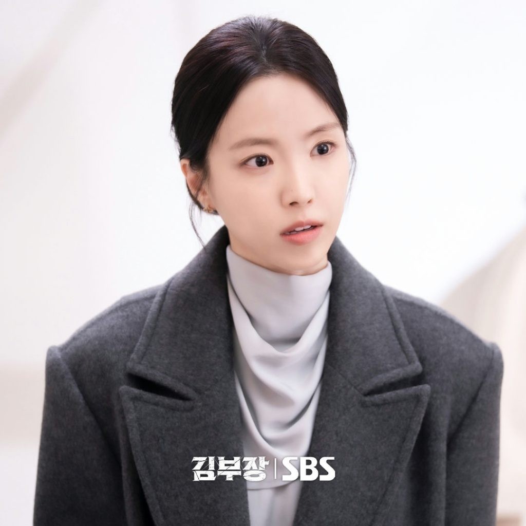 Son Na Eun nhận 'mưa lời khen' nhờ diễn xuất xuất thần trong 'Đặc vụ Kim tái khởi động'