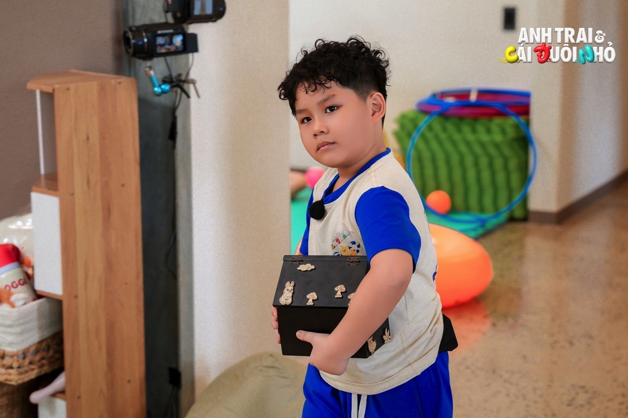 'Anh trai và cái đuôi nhỏ': Dàn 'Anh trai' tâm huyết dạy bài học tự vệ cho các 'cái đuôi nhỏ'