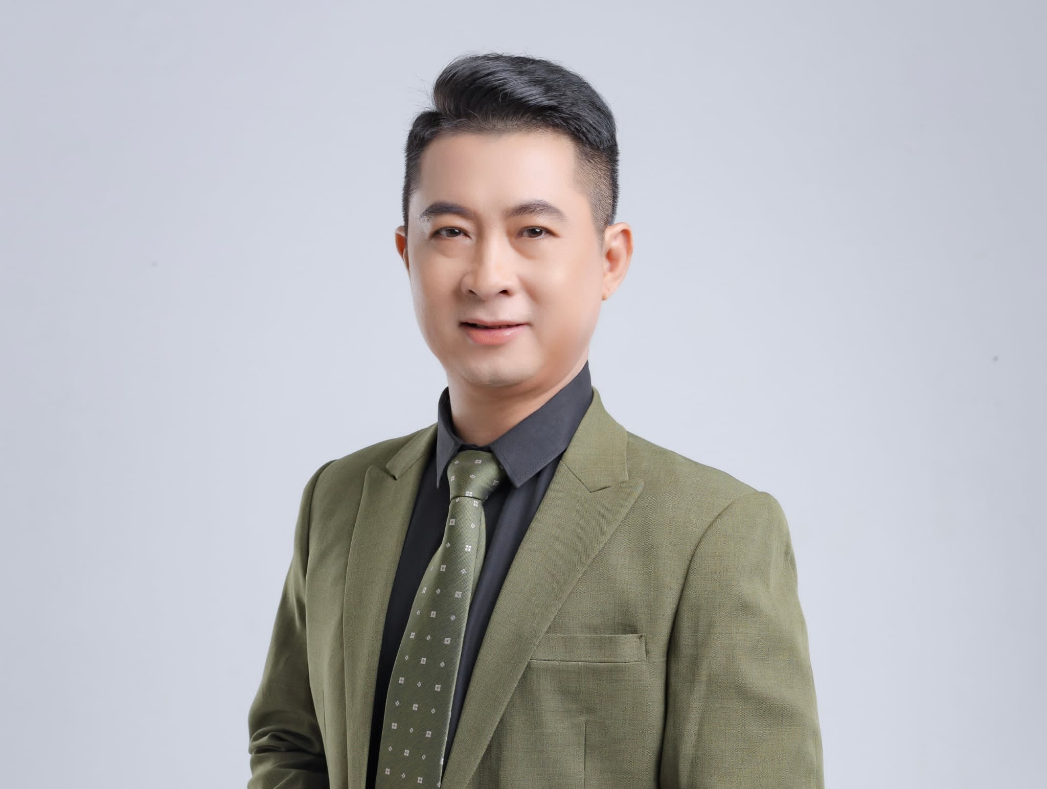 Ca nhạc sĩ Lê Anh Tuấn: Tôi khóc khi tái hiện hình ảnh người con chiến sĩ trước mẹ già neo đơn