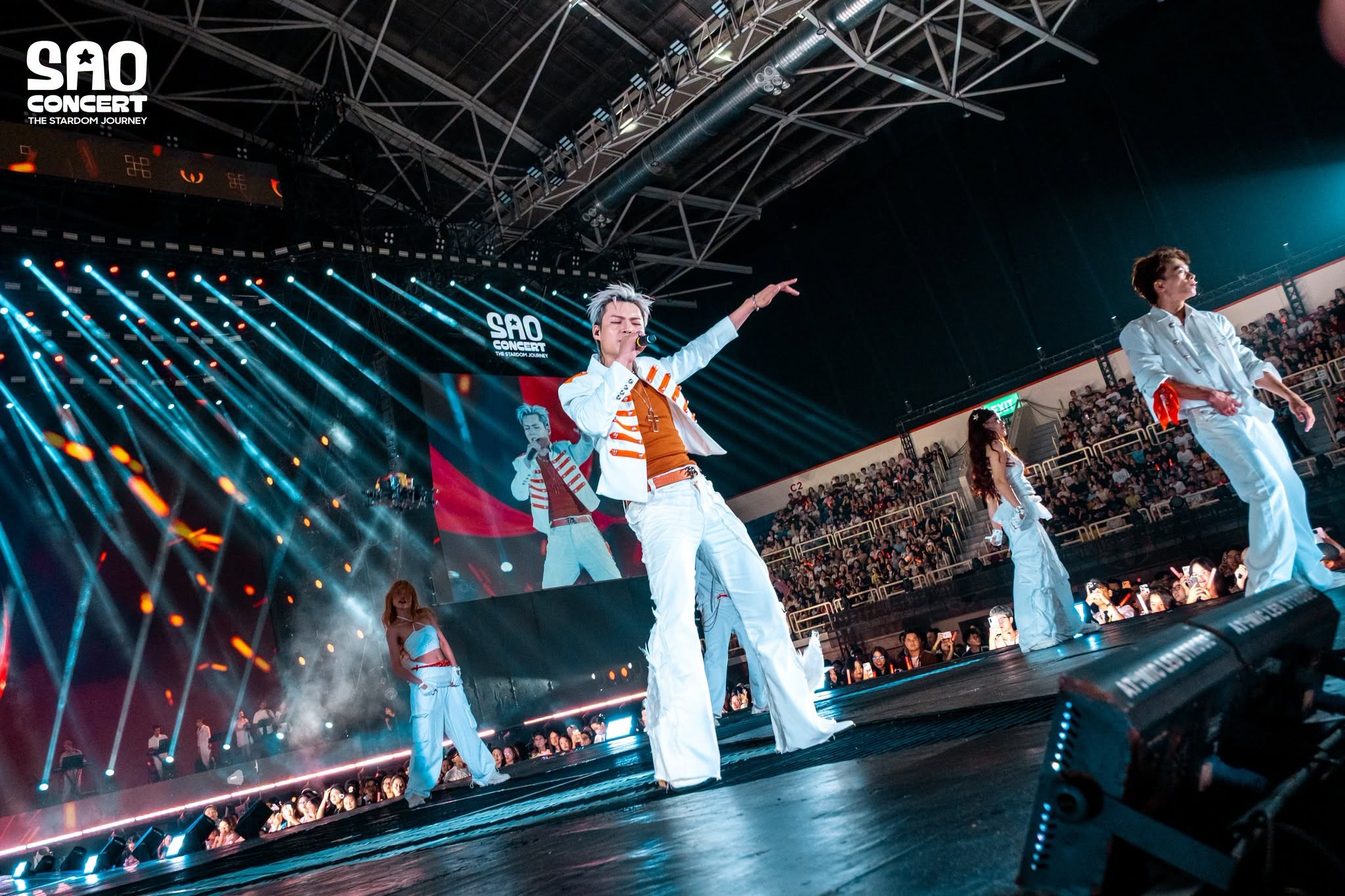Hội tụ 9 ngôi sao đình đám Vbiz, 'Sao Concert - Trạm Sao 2' khép lại với hơn 6.000 khán giả