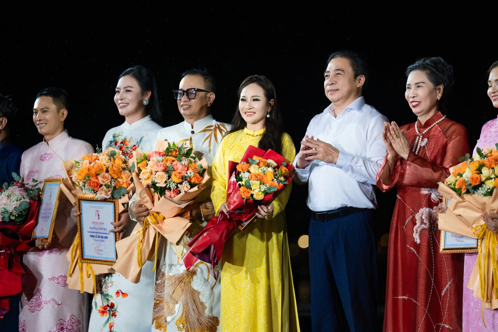 Phó Chủ tịch Hiệp hội Văn hoá Áo dài Việt Nam – NTK Nguyễn Lan Vy với hành trình di sản được tiếp nối từ tà áo dài
