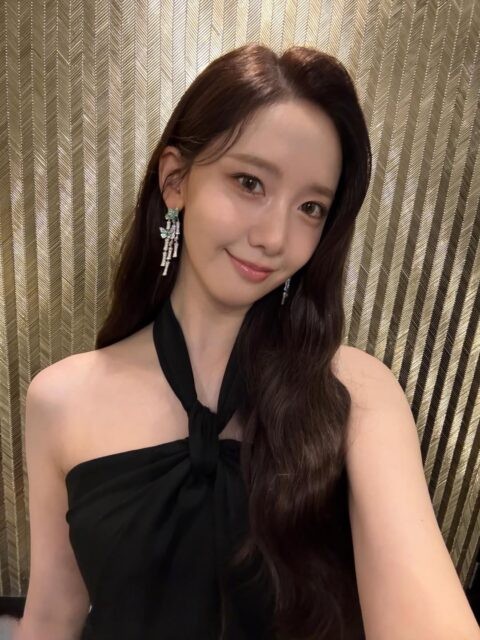 Phim mới của YoonA (SNSD) gây tranh cãi vì bạn diễn