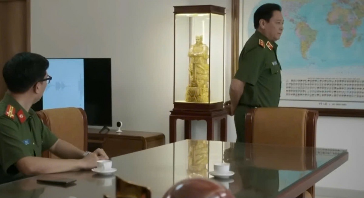 'Lửa trắng' tập 10: Sương gặp nguy hiểm khi bà trùm Lan ra tay?
