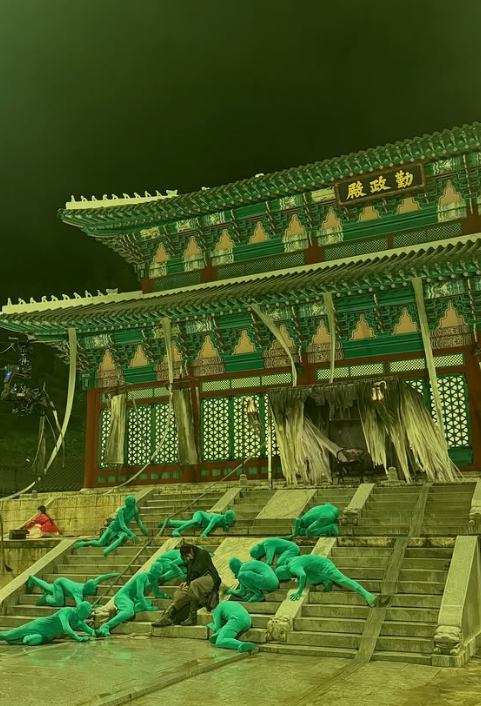 Nam Joo Hyuk tung ảnh hậu trường giữa bối cảnh 'The East Palace' gây tranh cãi