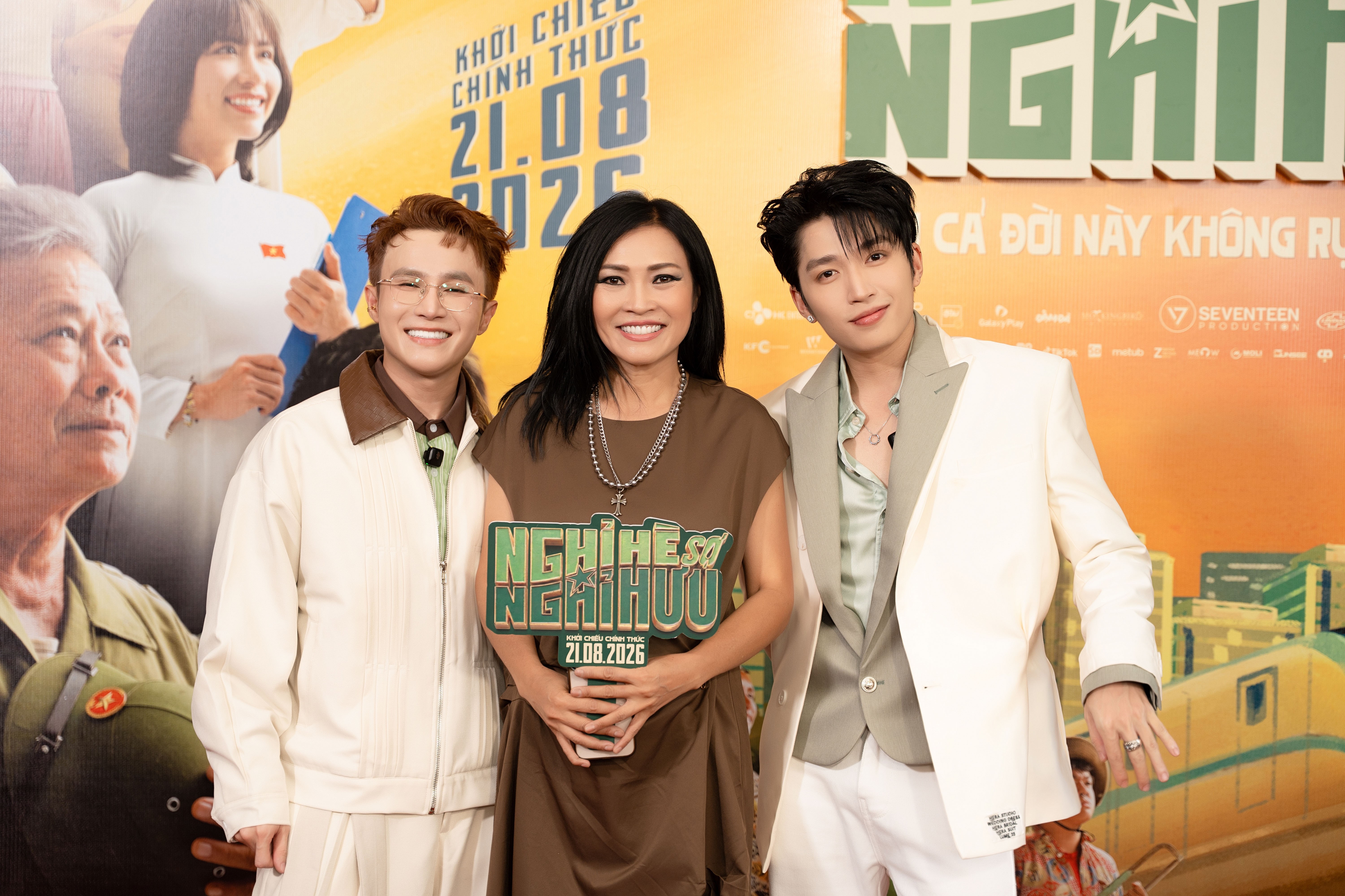 Đạo diễn Huỳnh Lập: 'Nghỉ hè sợ nghỉ hưu' là góc nhìn của người trẻ về lịch sử cùng sự tri ân với thế hệ cha ông