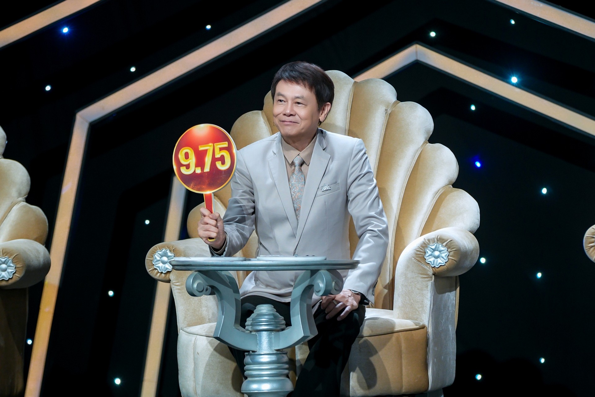 'Hãy nghe tôi hát 2026': Huy Quang ghi điểm khi kể chuyện bằng âm nhạc, Đoan Trang chấm điểm tuyệt đối