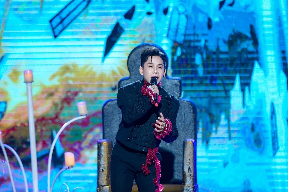 'Hãy nghe tôi hát 2026': Huy Quang ghi điểm khi kể chuyện bằng âm nhạc, Đoan Trang chấm điểm tuyệt đối