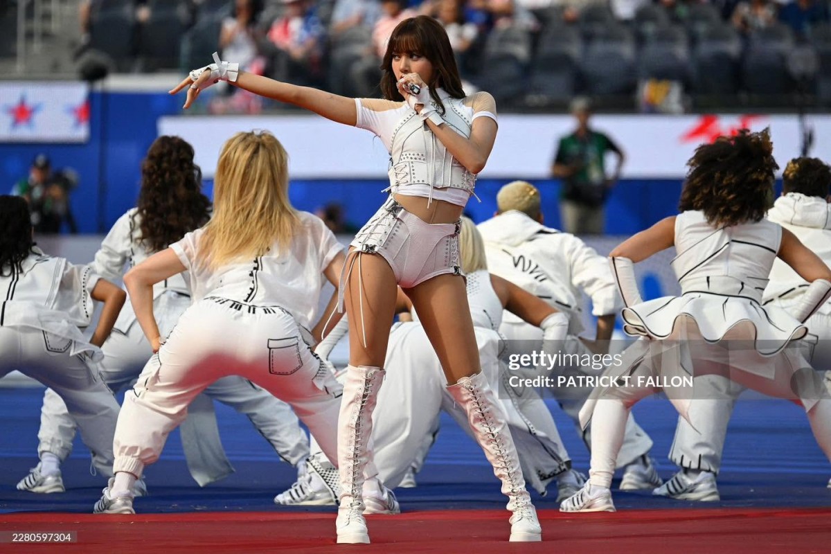 Lisa (BlackPink) trúng độc đắc nhờ World Cup