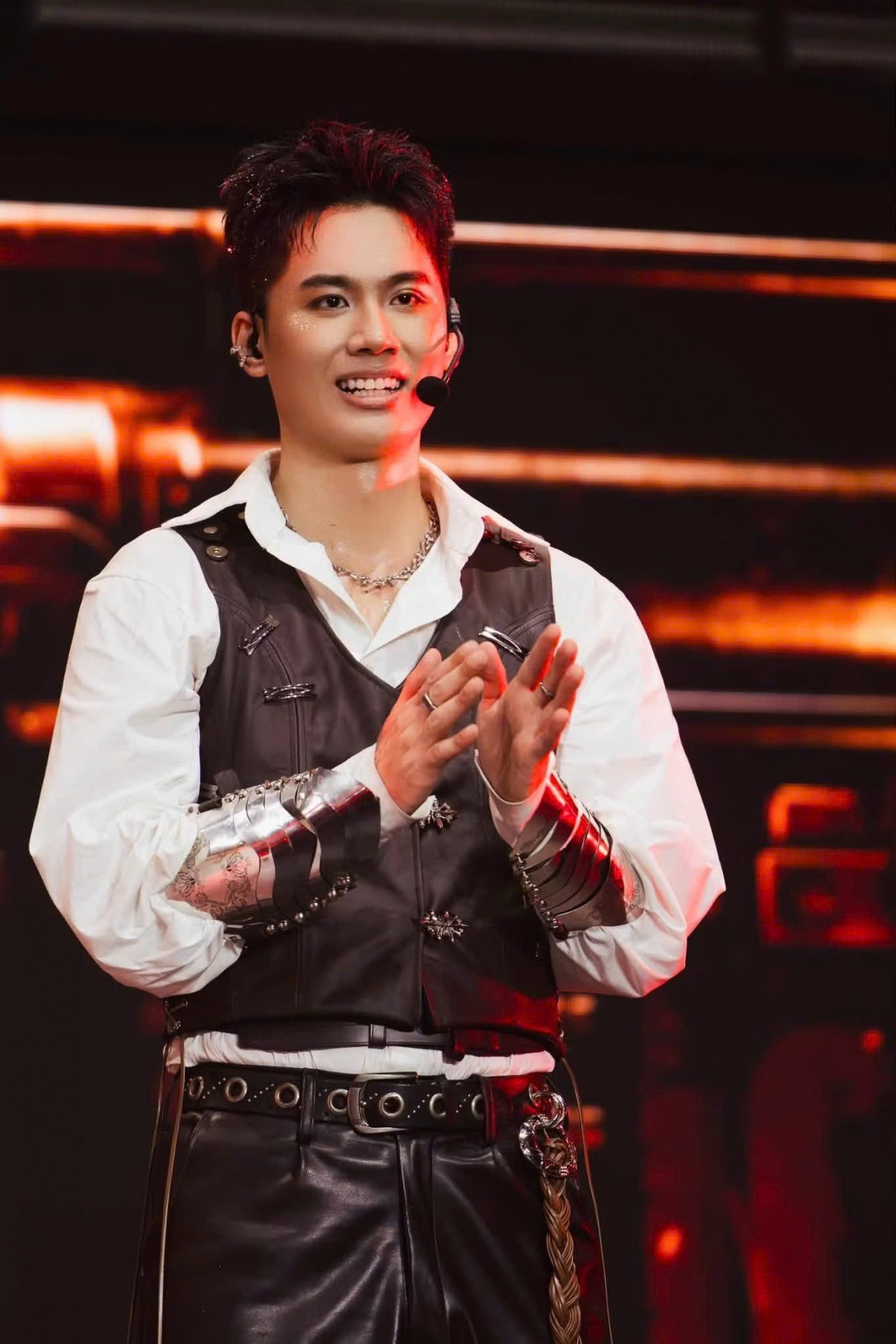 Cơ chế bình chọn của 'Anh trai vượt ngàn chông gai' tiếp tục gây tranh cãi khi Vương Anh Tú, 14 Casper bị loại