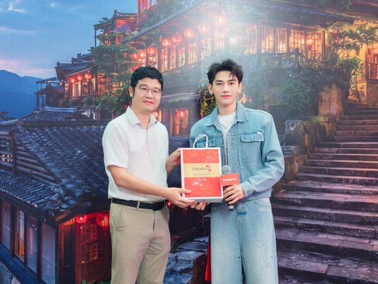 Ca sĩ Isaac làm Đại sứ du lịch đồng hành quảng bá cho du lịch Đài Loan