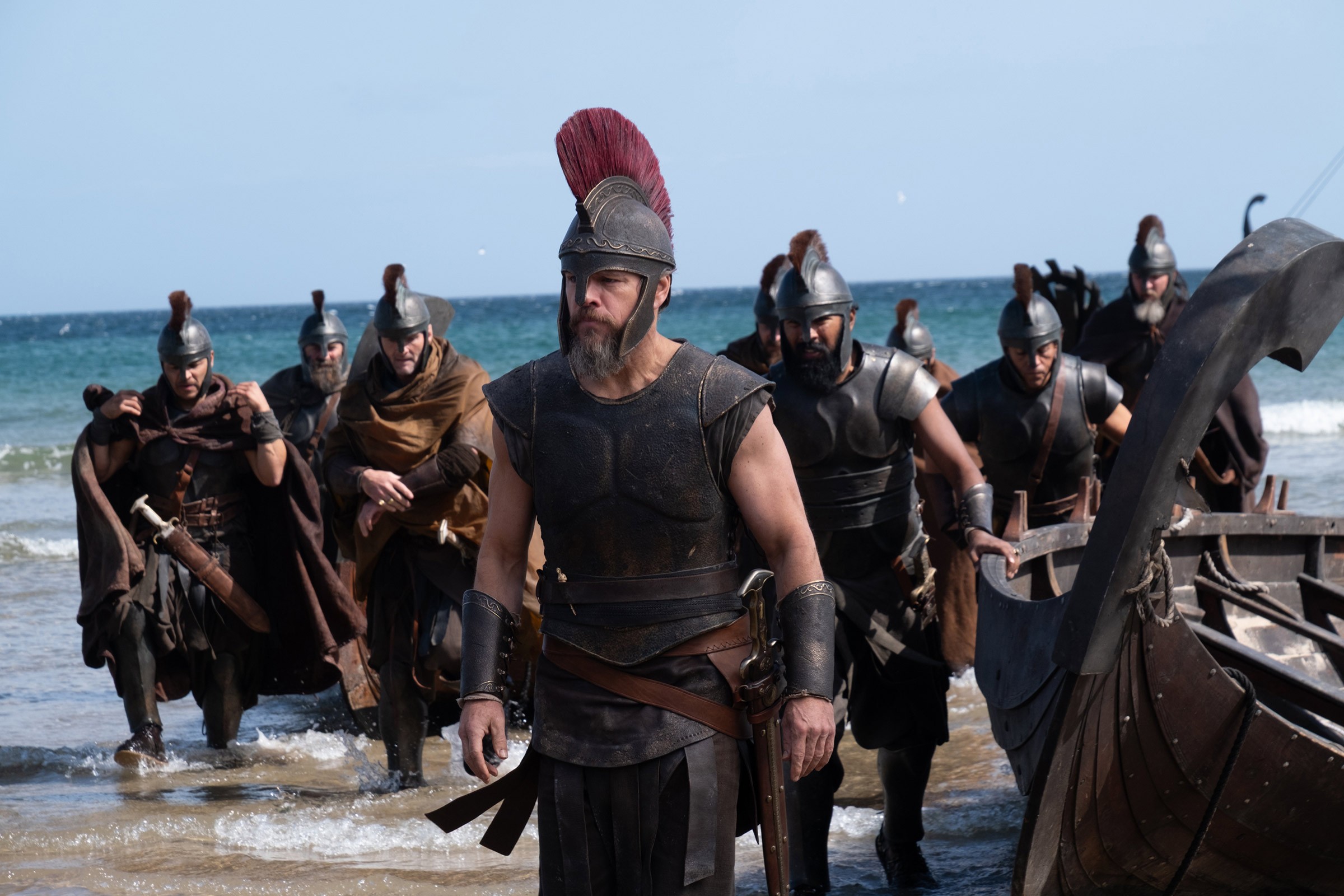 Cơn sốt 'The Odyssey' chưa hạ nhiệt: Vé IMAX tuần thứ hai bán chạy hơn tuần đầu, Christopher Nolan hé lộ tiếp hậu trường 5.300 bộ phục trang đồ sộ