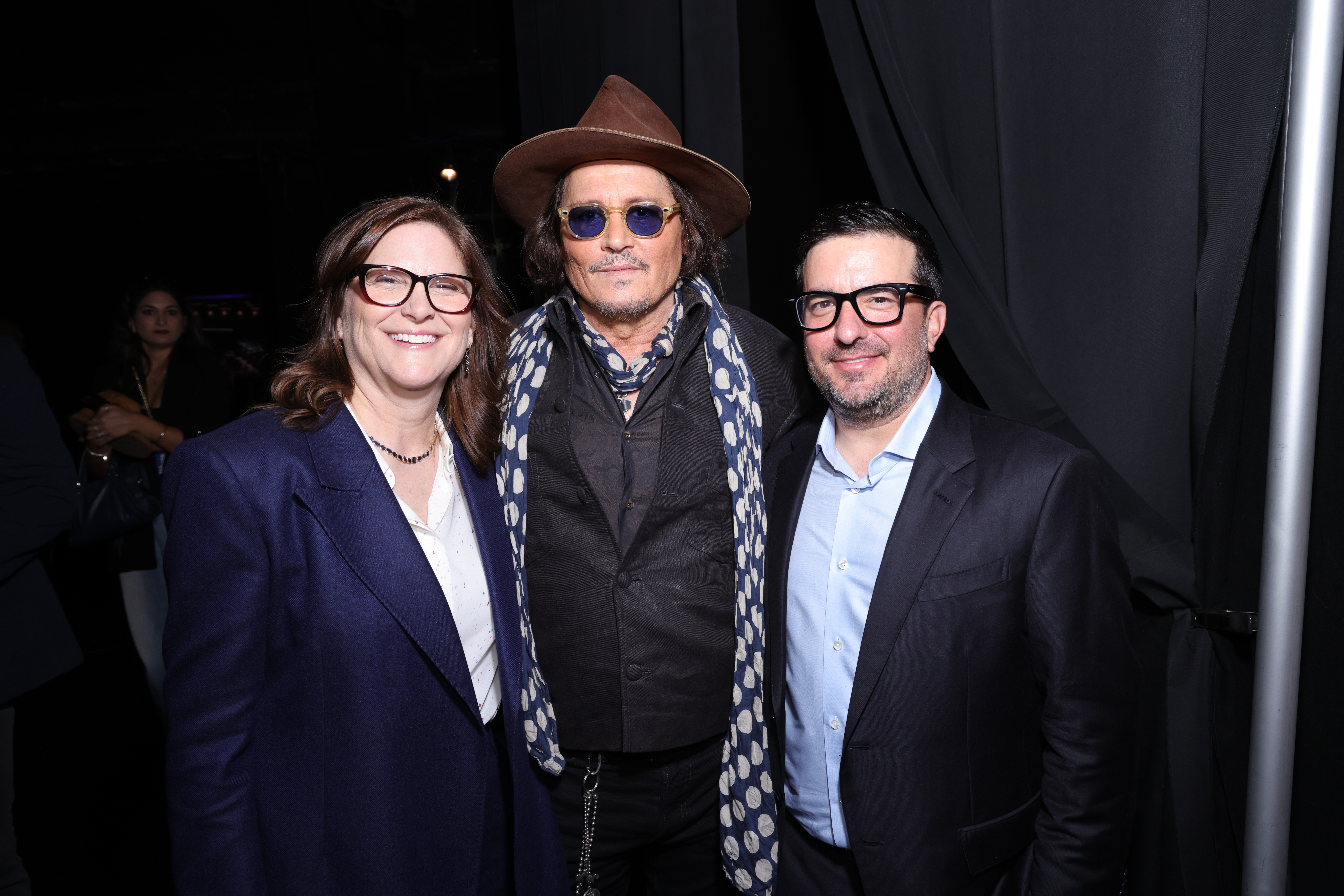 Johnny Depp trở lại với 'Phép màu đêm Giáng sinh'