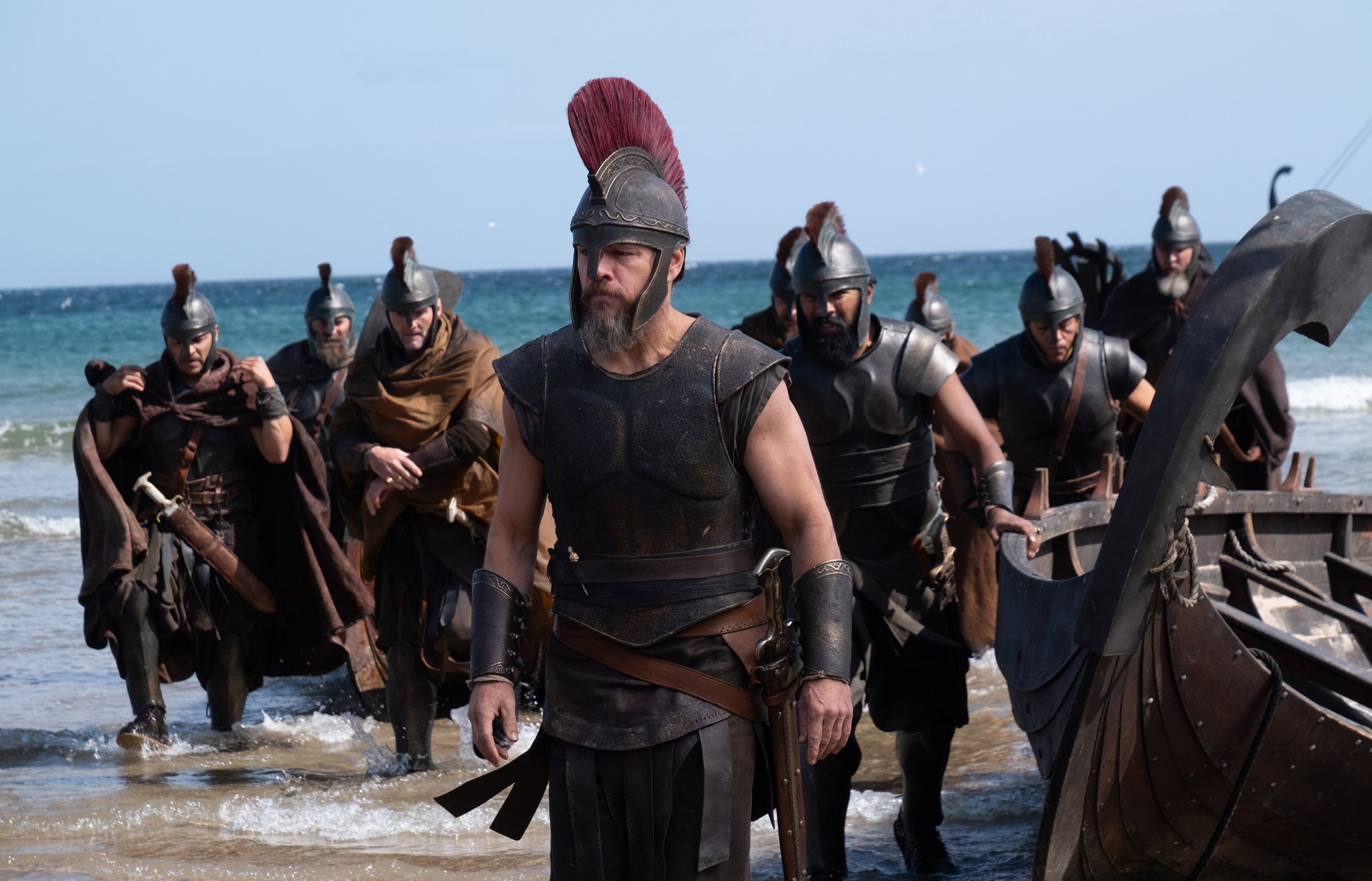 Cơn sốt 'The Odyssey' chưa hạ nhiệt: Vé IMAX tuần thứ hai bán chạy hơn tuần đầu, Christopher Nolan hé lộ tiếp hậu trường 5.300 bộ phục trang đồ sộ