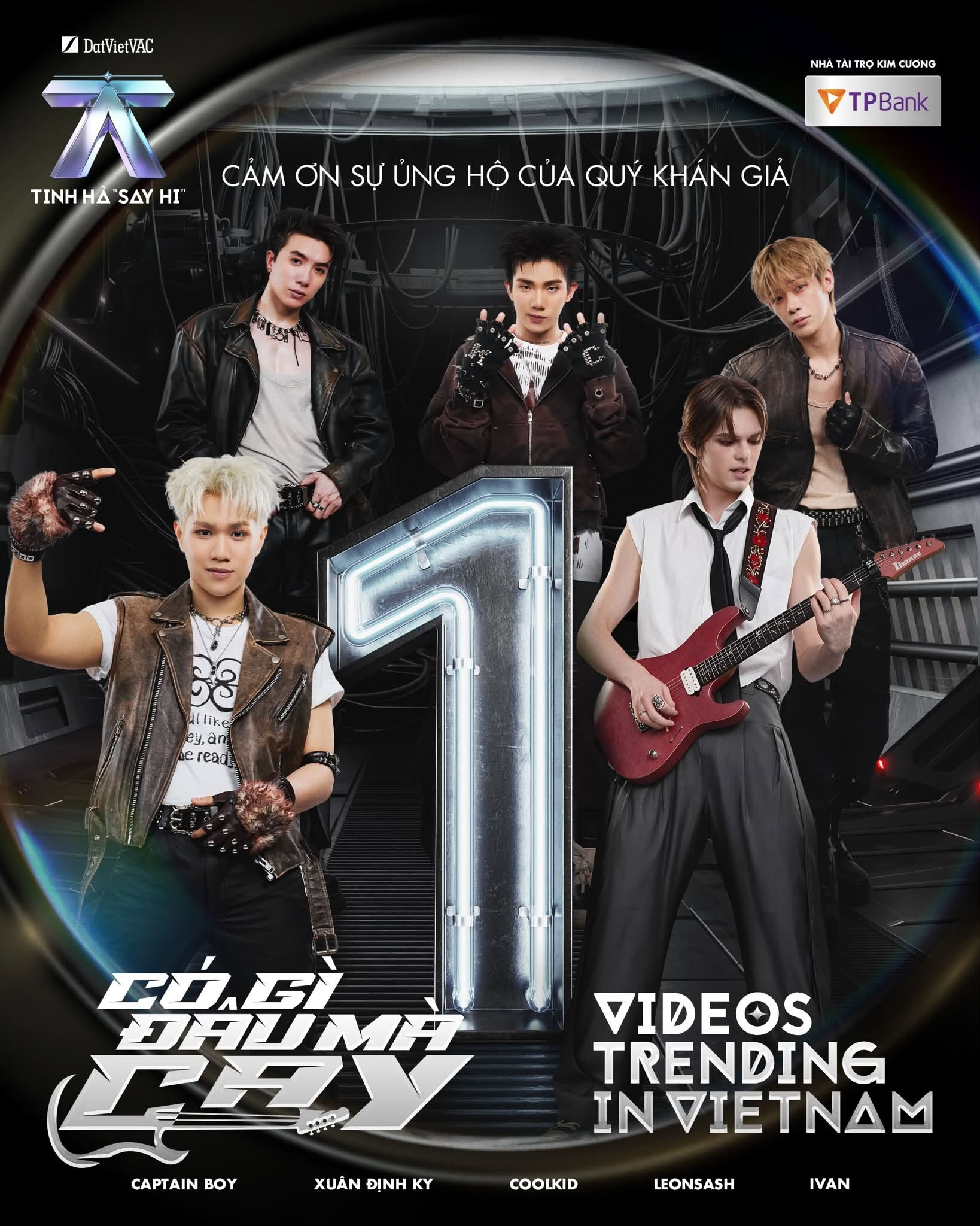 Top 1 iTunes, Top 1 Trending, phủ sóng YouTube Charts: Livestage 2 'Tinh hà 'Say Hi' tạo cú hích nhạc số