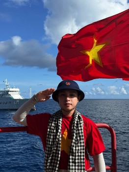 Ca sĩ trẻ Trương Trần Anh Duy và lời thề cống hiến vì biển đảo quê hương trong MV 'Nguyện'