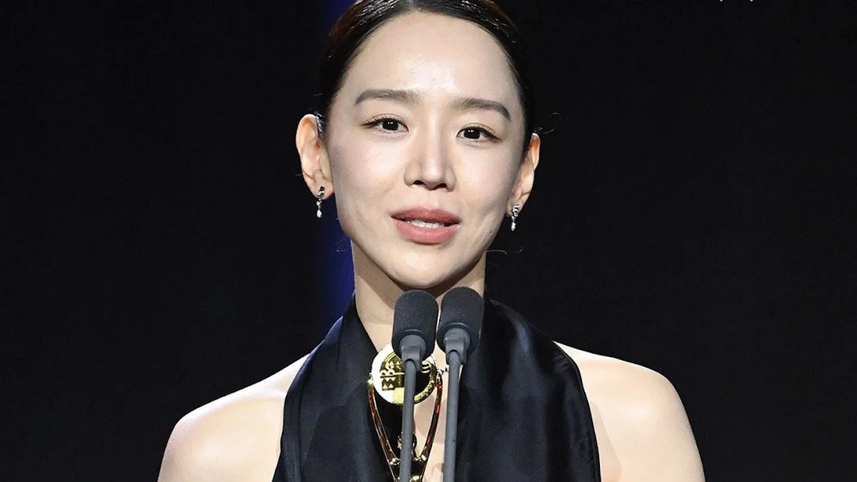 Park Hae Soo và Shin Hye Sun giành giải Nam, Nữ chính xuất sắc tại Rồng Xanh 2026