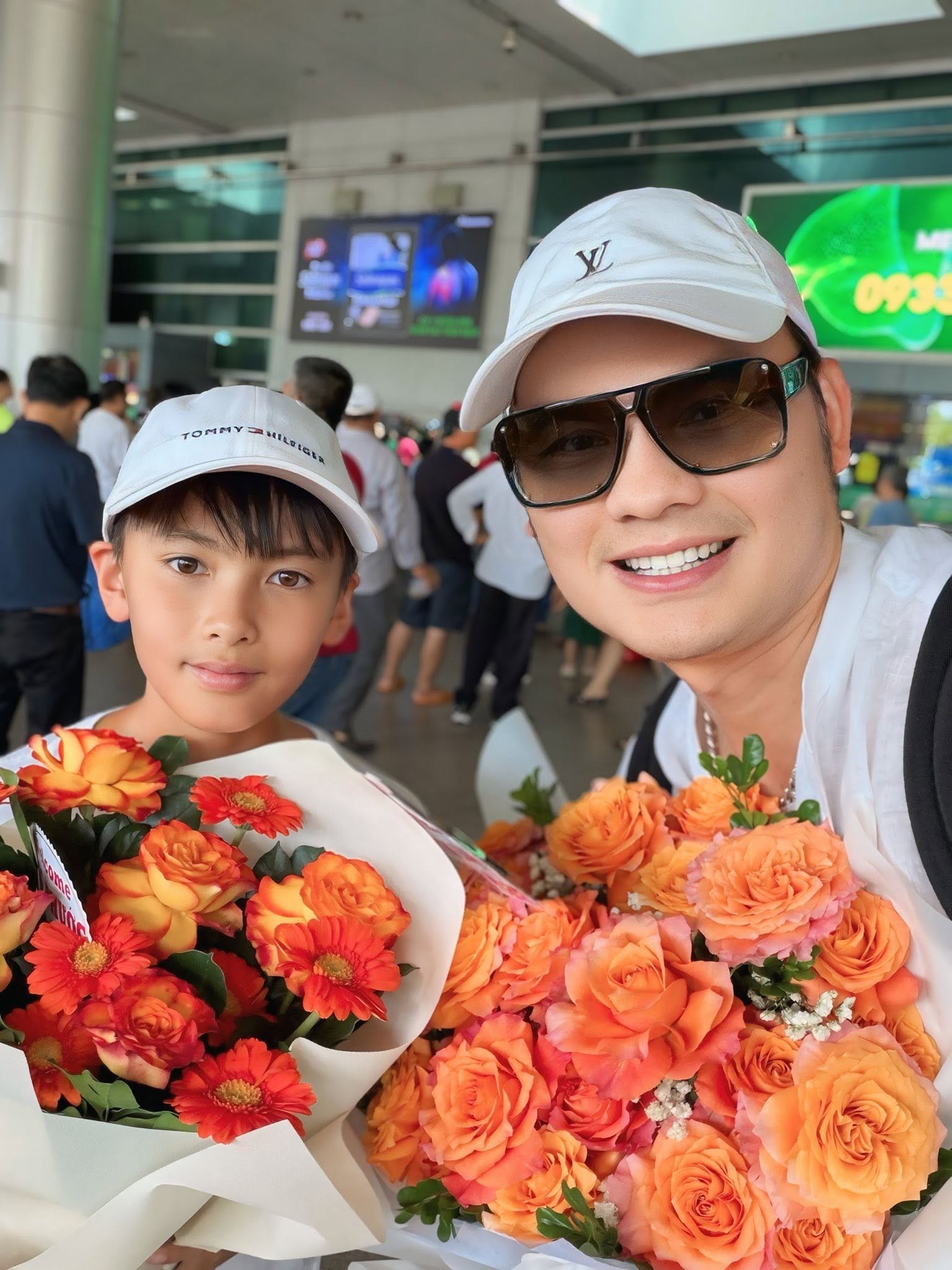 Con trai đồng hành cùng NSƯT Kim Tiểu Long trong tour diễn 'Hành trình từ trái tim'
