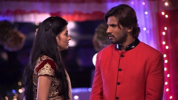 Nữ chính Aparna Dixit vượt bệnh tật để giữ trọn vai diễn trong 'Chờ em nơi cuối đường'
