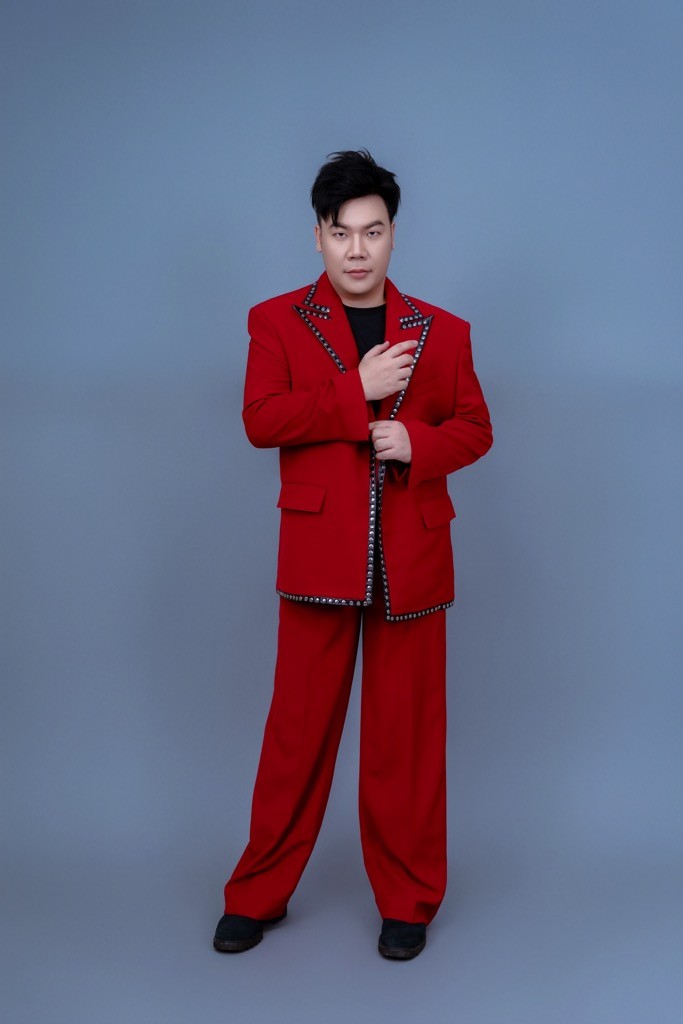 Ca nhạc sĩ Hamlet Trương nói về áp lực của nghệ sĩ trẻ trong thời đại công nghệ