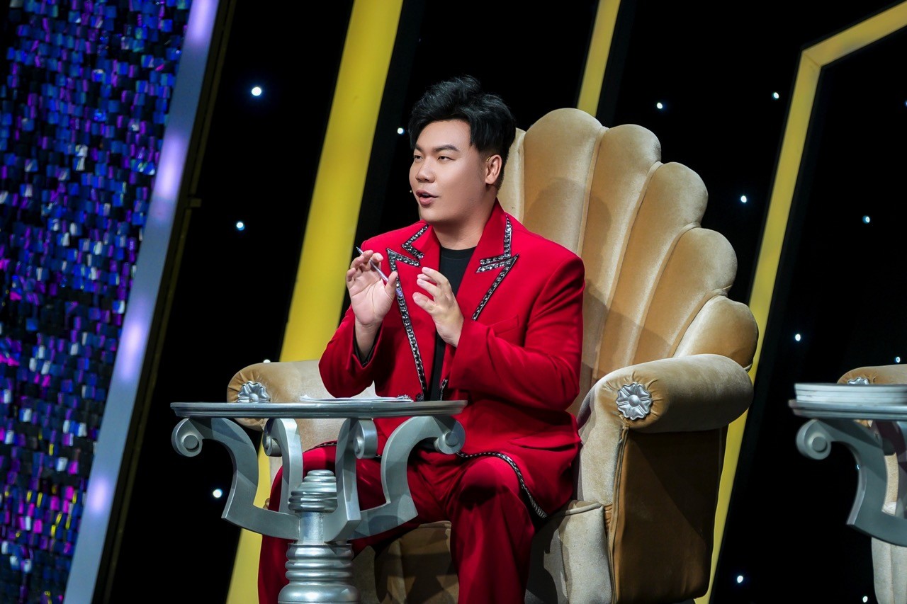 Ca nhạc sĩ Hamlet Trương nói về áp lực của nghệ sĩ trẻ trong thời đại công nghệ