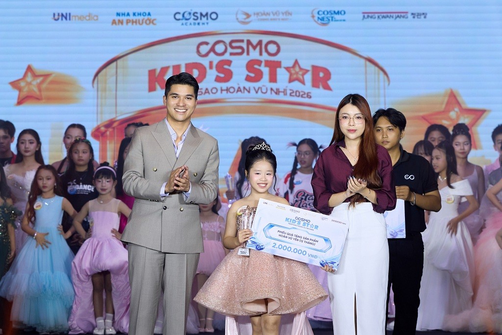 Hà Kim Long và Isabella Galliano xuất sắc giành Quán quân 'Cosmo Kid's Star - Ngôi sao hoàn vũ nhí 2026'