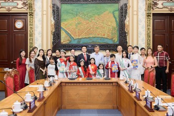 'Siêu mẫu nhí toàn cầu' đến TP. HCM lan tỏa tiếng Việt, kết nối thế hệ trẻ kiều bào với cội nguồn